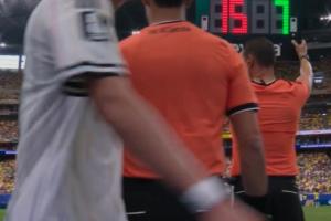 火爆美国U17男篮vs法国U17男篮直播_火爆美国U17男篮vs法国U17男篮直播在线观看_免费看直播