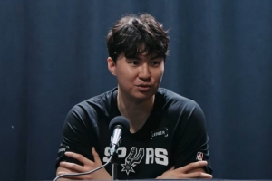 今日NBA选秀大会第一轮vs选秀大会比分预测_今日NBA选秀大会第一轮vs选秀大会比分预测在线观看_免费看直播
